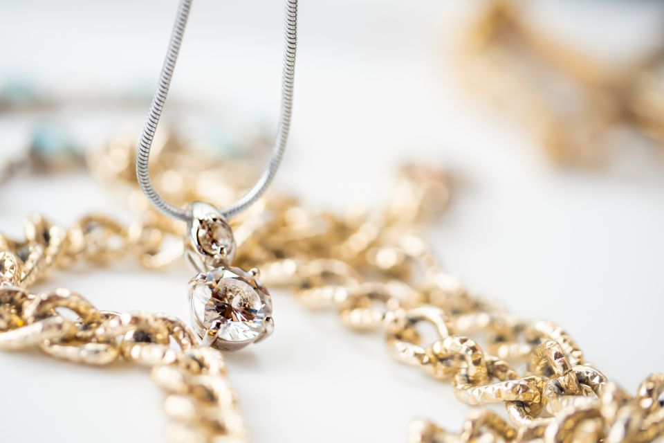 伝統と現代が織りなす特別な日を彩る振袖と和装レンタル文化の進化