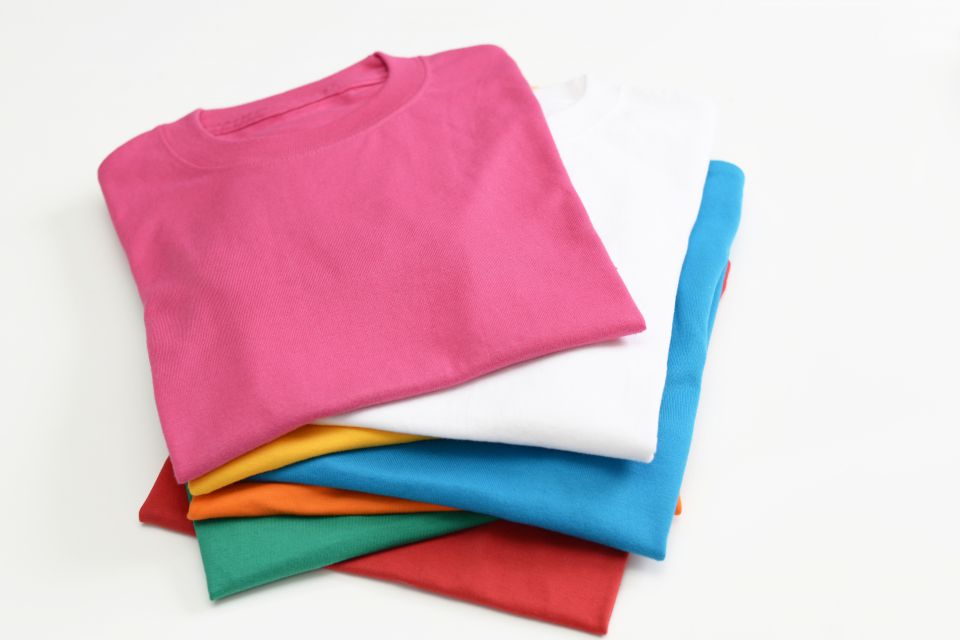 世代を越えて紡がれる振袖文化と現代のレンタル事情が彩る新しい成人式